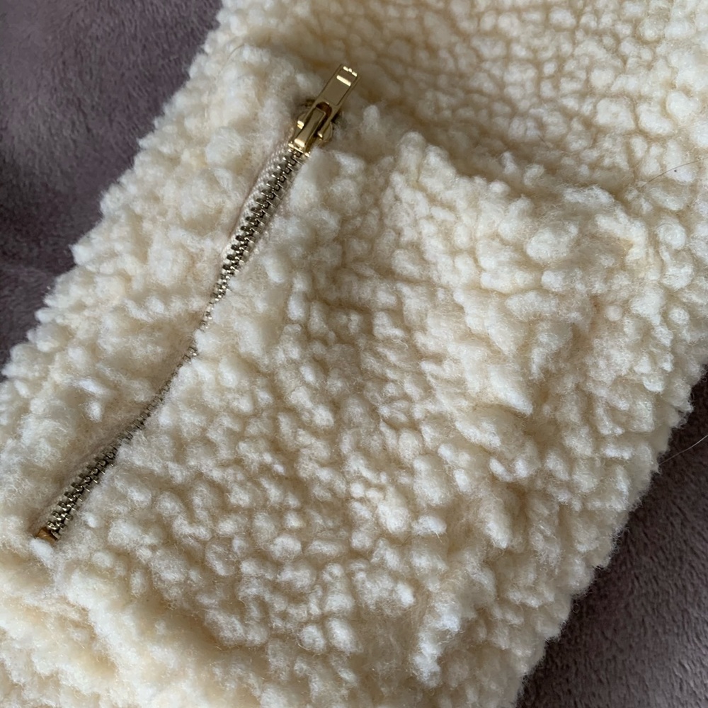 Meshki Cropped Sweater - Picture 5 of 7